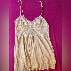 Ella Moss cream lace chest spaghetti strap soft camisole blouse stretchy